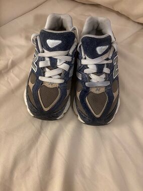 New Balance Kids Navy and Tan Sneakers with White Accents